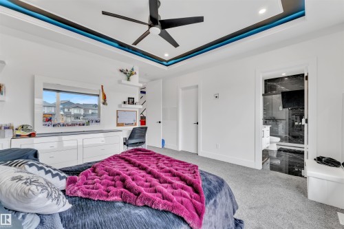 8118 Orchards Green, Edmonton, AB - Indoor Photo Showing Bedroom