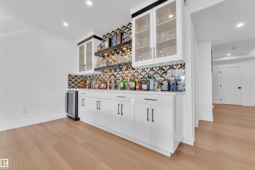 8118 Orchards Green, Edmonton, AB - Indoor