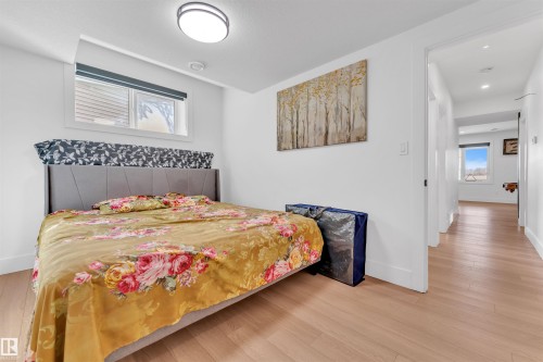 8118 Orchards Green, Edmonton, AB - Indoor Photo Showing Bedroom