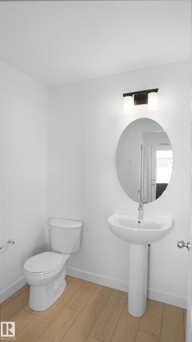 41 Ficus Way, Fort Saskatchewan, AB - Indoor Photo Showing Bathroom