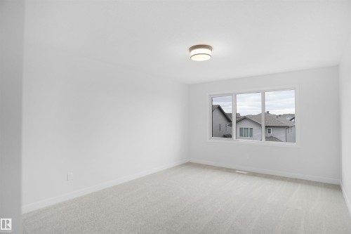 1177 South Creek Wynd, Stony Plain, AB - Indoor Photo Showing Other Room