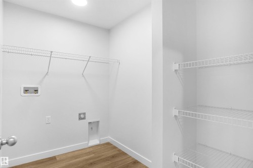 1177 South Creek Wynd, Stony Plain, AB - Indoor With Storage