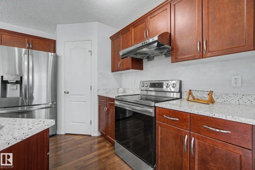 1311 117 Street, Edmonton, AB - Indoor Photo Showing Kitchen