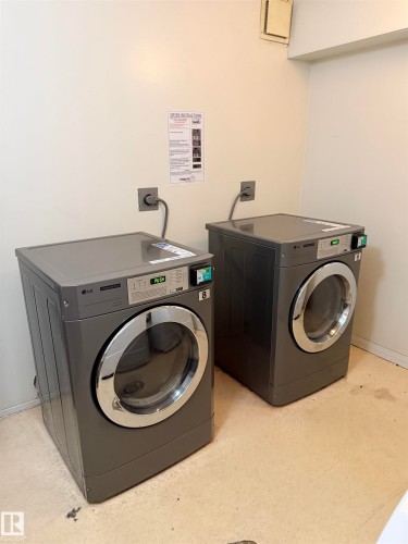202 3610 43 Avenue, Edmonton, AB - Indoor Photo Showing Laundry Room