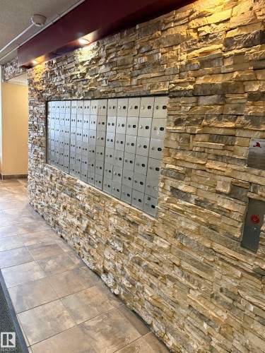 202 3610 43 Avenue, Edmonton, AB -  Photo Showing Other Room