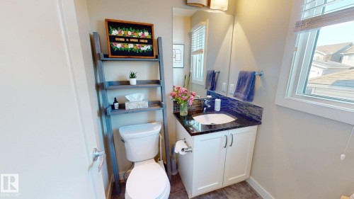 30 Sierra Wynd, Fort Saskatchewan, AB - Indoor Photo Showing Bathroom