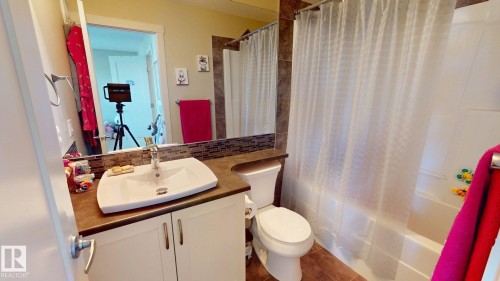 30 Sierra Wynd, Fort Saskatchewan, AB - Indoor Photo Showing Bathroom