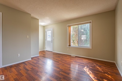 #51, 2503 24 Street, Edmonton, AB - Indoor Photo Showing Other Room