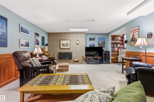 6308 131 Street, Edmonton, AB - Indoor