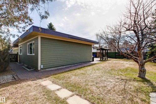 6308 131 Street, Edmonton, AB - Outdoor