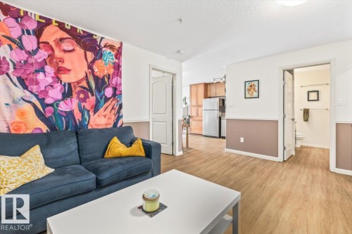 106 1204 156 Street Nw, Edmonton, AB - Indoor Photo Showing Living Room