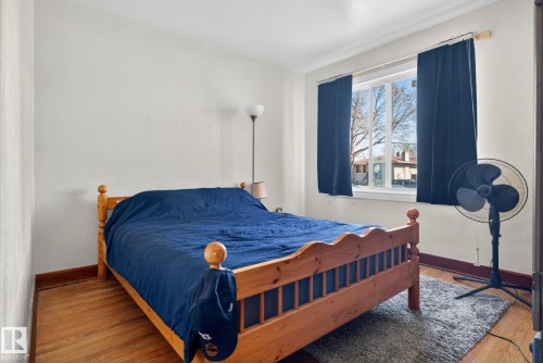 12230 95A Street, Edmonton, AB - Indoor Photo Showing Bedroom