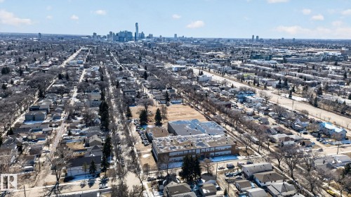 12230 95A Street, Edmonton, AB - Outdoor With View
