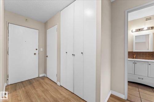 102 13910 Stony Plain Road, Edmonton, AB - Indoor Photo Showing Other Room