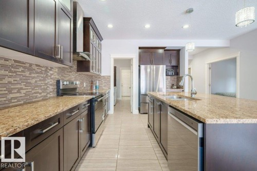 2212 22 Street, Edmonton, AB - Indoor Photo Showing Kitchen With Double Sink With Upgraded Kitchen