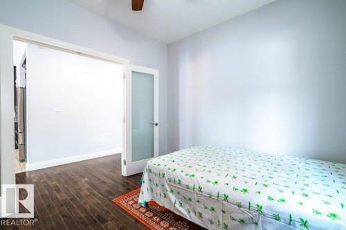 2212 22 Street, Edmonton, AB - Indoor Photo Showing Bedroom
