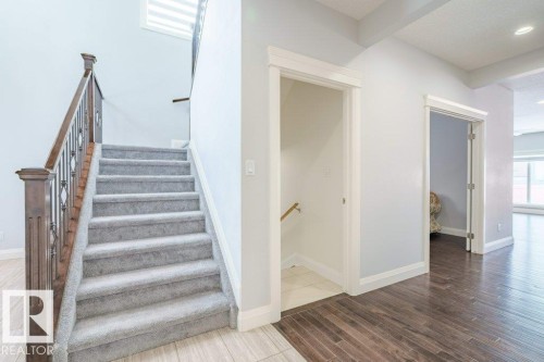 2212 22 Street, Edmonton, AB - Indoor Photo Showing Other Room