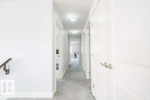 2212 22 Street, Edmonton, AB - Indoor Photo Showing Other Room