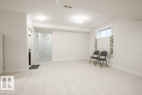 2212 22 Street, Edmonton, AB - Indoor Photo Showing Other Room