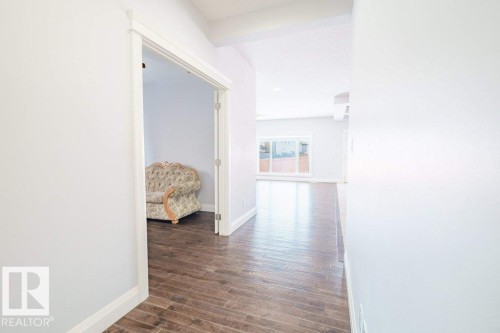 2212 22 Street, Edmonton, AB - Indoor Photo Showing Other Room