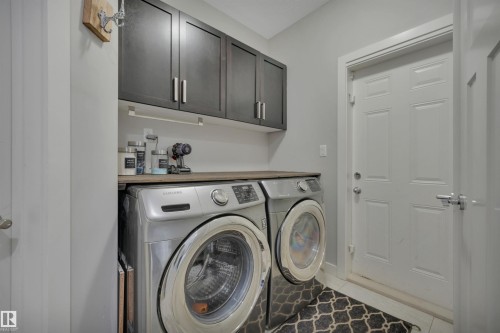 41 Sutherland Street, Leduc, AB - Indoor Photo Showing Laundry Room