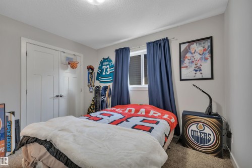 41 Sutherland Street, Leduc, AB - Indoor Photo Showing Bedroom