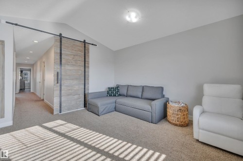 41 Sutherland Street, Leduc, AB - Indoor