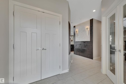 41 Sutherland Street, Leduc, AB - Indoor Photo Showing Other Room