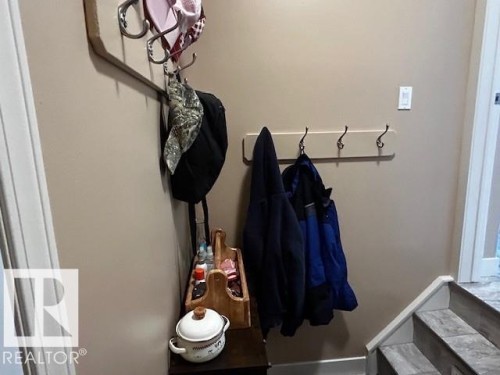 4611 50A Avenue, Lamont, AB - Indoor