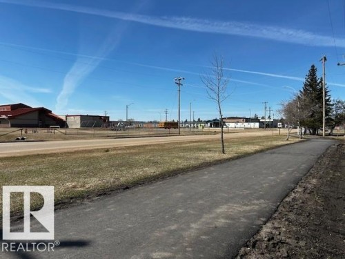 4611 50A Avenue, Lamont, AB - Outdoor