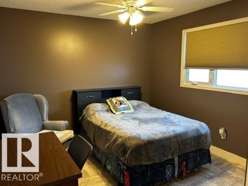 4611 50A Avenue, Lamont, AB - Indoor Photo Showing Bedroom