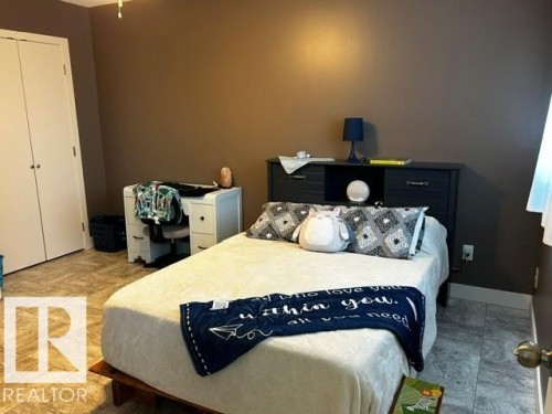4611 50A Avenue, Lamont, AB - Indoor Photo Showing Bedroom