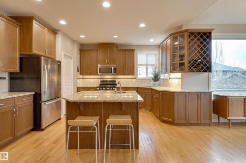20645 93A Avenue, Edmonton, AB - Indoor Photo Showing Kitchen With Stainless Steel Kitchen