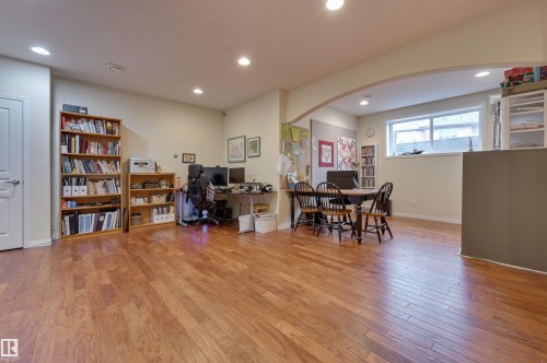 20645 93A Avenue, Edmonton, AB - Indoor
