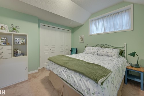 20645 93A Avenue, Edmonton, AB - Indoor Photo Showing Bedroom