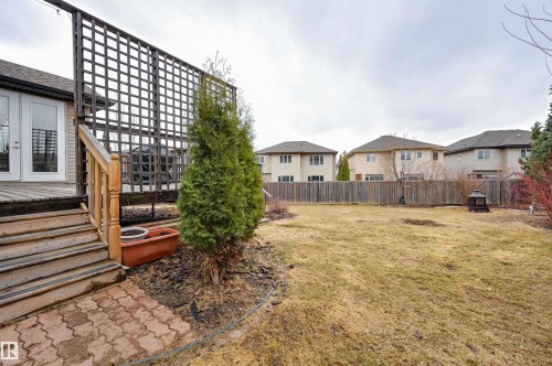 20645 93A Avenue, Edmonton, AB - Outdoor