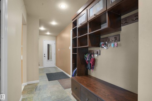 10815 Bearspaw Dr E Nw, Edmonton, AB - Indoor Photo Showing Other Room