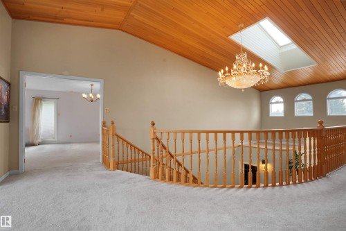 10815 Bearspaw Dr E Nw, Edmonton, AB - Indoor Photo Showing Other Room