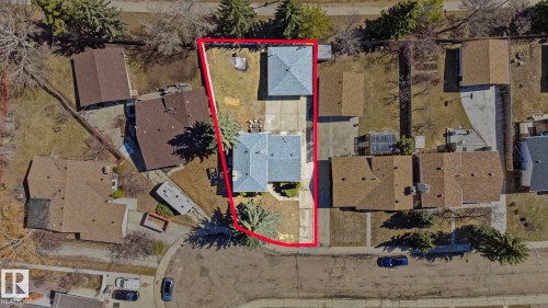 Aerial Image. Illustrating the property boundaries and surrounding structures - 15811 114 Street, Edmonton, AB - 