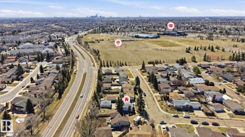 Aerial view of a residential neighborhood with a prominent multi-lane thoroughfare - 15811 114 Street, Edmonton, AB - Outdoor With View