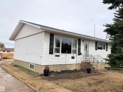 10516 104 Street  Westlock, AB T7P 1M1