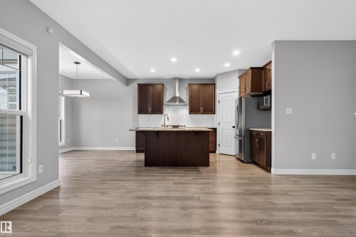 8825 24 Avenue, Edmonton, AB - Indoor Photo Showing Kitchen