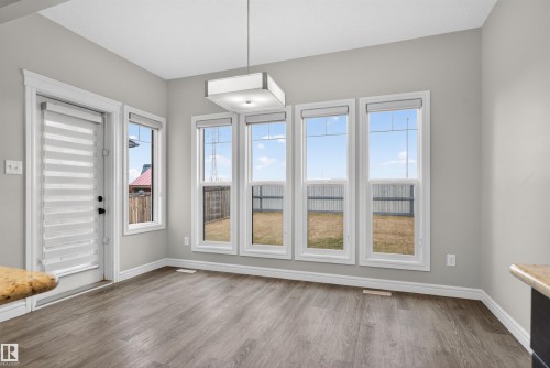 8825 24 Avenue, Edmonton, AB - Indoor Photo Showing Other Room