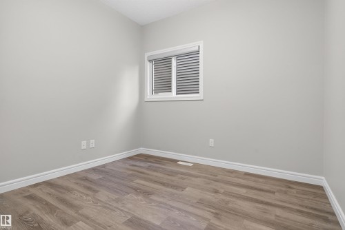 8825 24 Avenue, Edmonton, AB - Indoor Photo Showing Other Room