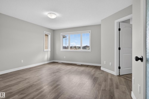 8825 24 Avenue, Edmonton, AB - Indoor Photo Showing Other Room