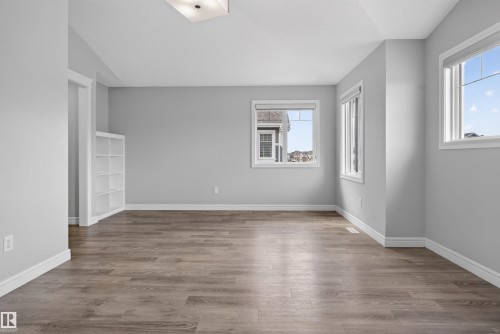 8825 24 Avenue, Edmonton, AB - Indoor Photo Showing Other Room