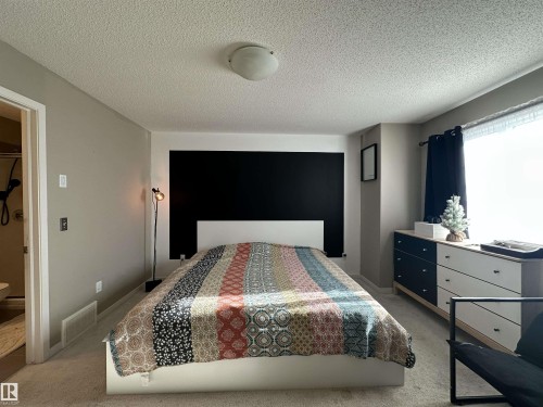 194 Allard Link, Edmonton, AB - Indoor Photo Showing Bedroom
