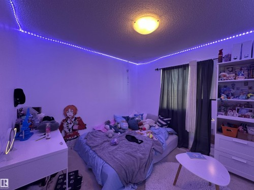 194 Allard Link, Edmonton, AB - Indoor Photo Showing Bedroom