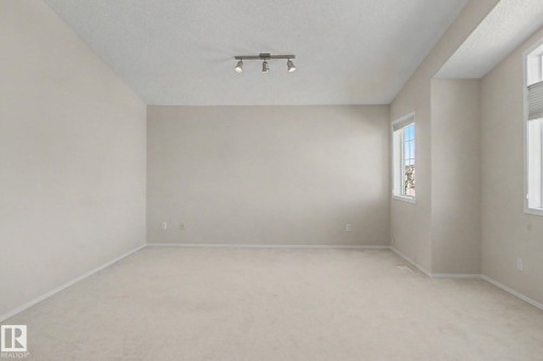 3505 Mclean Crescent, Edmonton, AB - Indoor Photo Showing Other Room