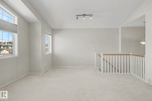 3505 Mclean Crescent, Edmonton, AB - Indoor Photo Showing Other Room